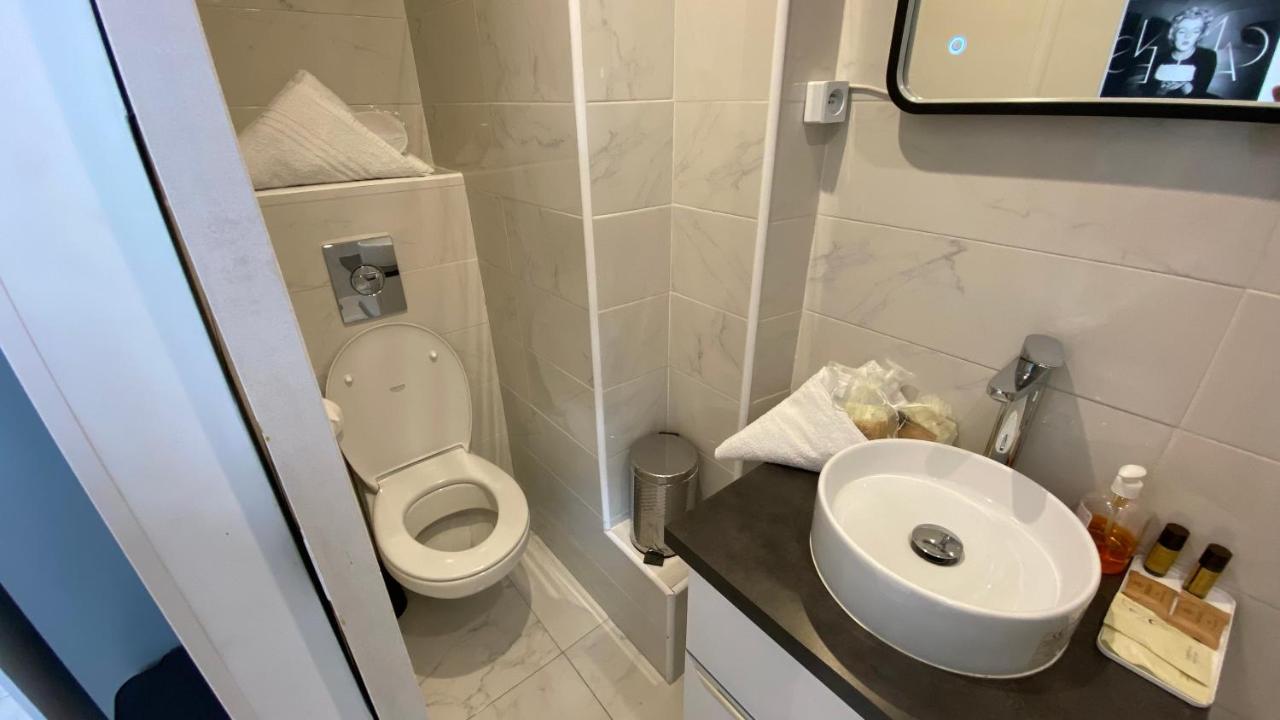 Appartement 4 Dans Le Meme Immeuble *